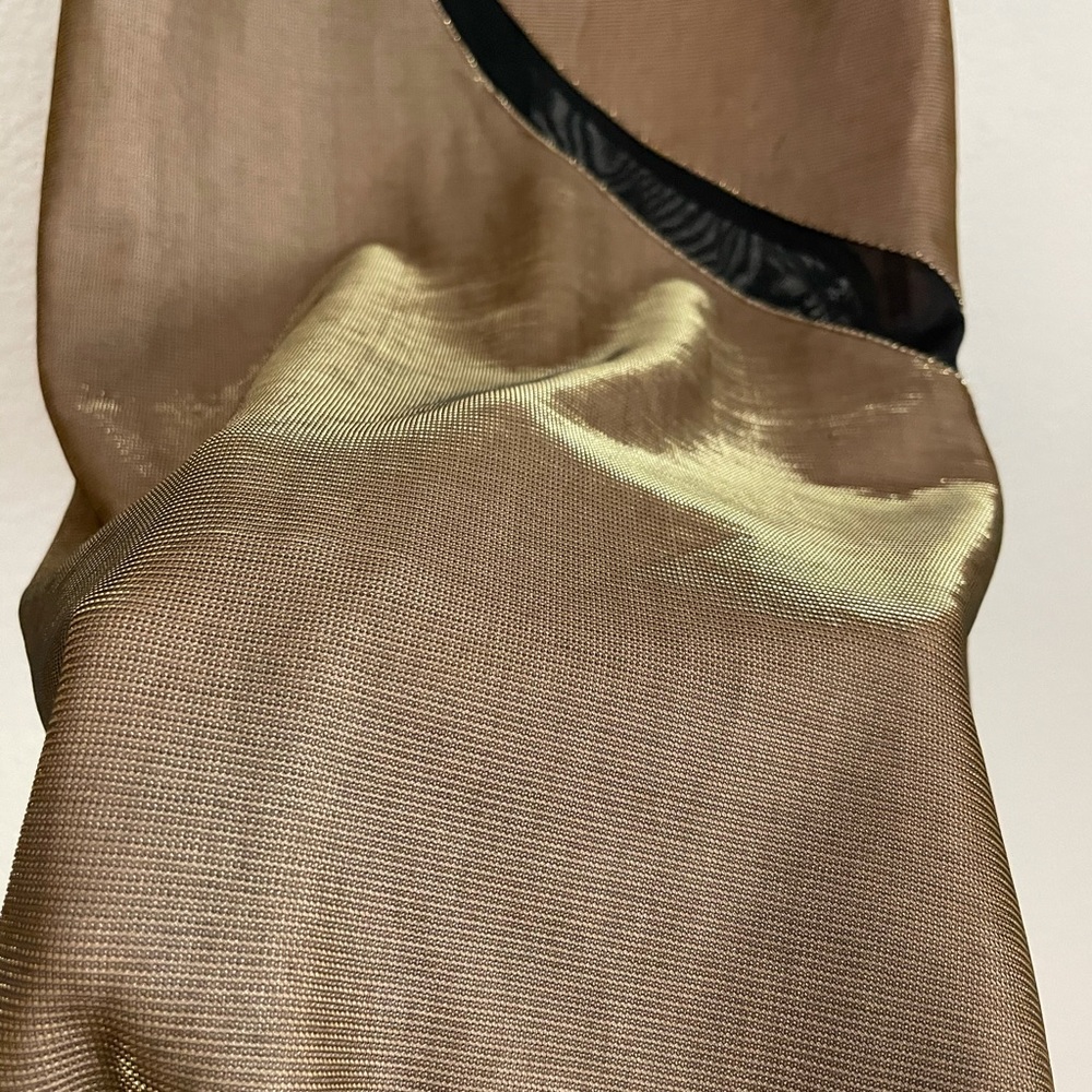 Women’s dress . Medium size